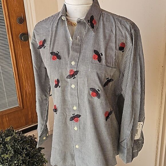 Ladybugs everywhere!long sleeve button front blouse - Picture 2 of 10